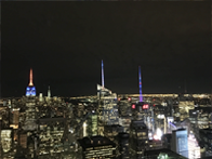 ニューヨークの夜景です。ここからエンパイアステートビルを見ると、このような素晴らしい場所で学べていることを誇りに思えます。